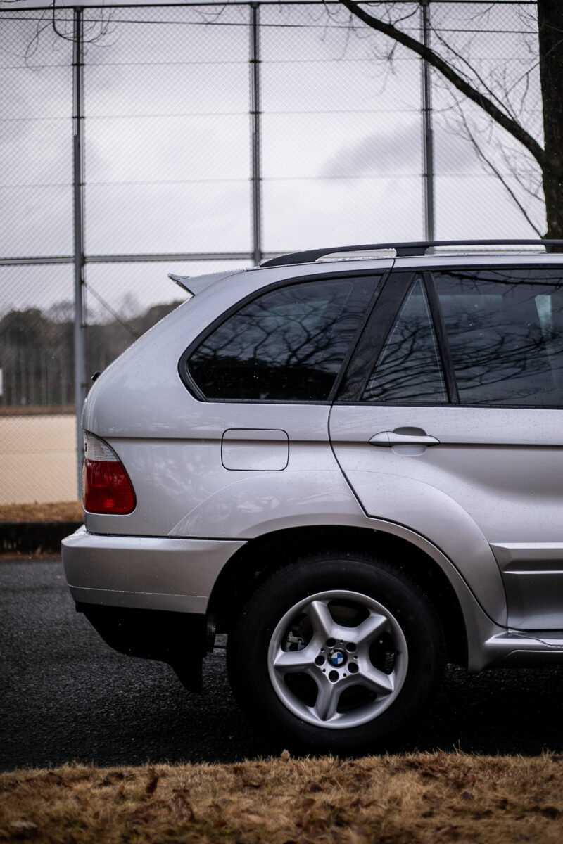 BMW X5 4.4i（2002）着崩しのラグジュアリー