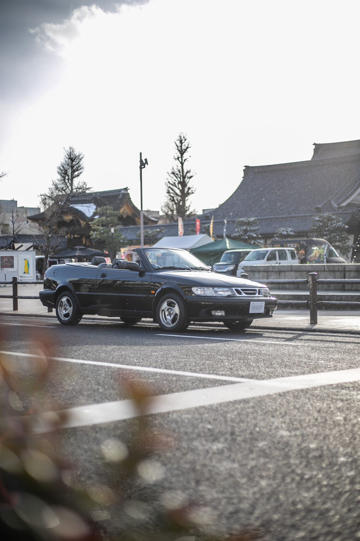 数年前まで僕はBMWに全く興味がなかった。
いや、敬遠してた。
理由は、たまたまだったんだけど、大昔に知り合ったオーナーさんの品格。あまり印象が良くなかったんです(愚かな偏見でした)。
そんな僕の心を180度変えたのが、M3(E46)のステアリングを握った時なんです。