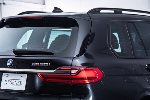 X7 M50i 4WD