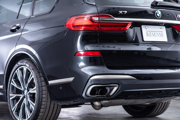 X7 M50i 4WD