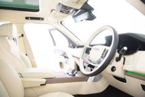 レンジローバー オートバイオグラフィー D300 スタンダードホイールベース 4WD