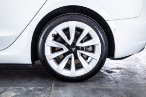 モデル3 ロングレンジ デュアルモーター 4WD