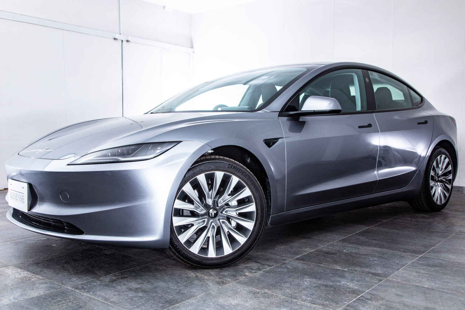 テスラ モデル3 RWD