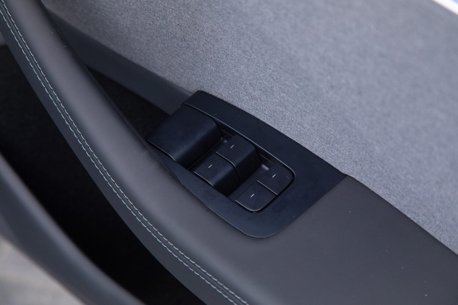 テスラ モデル3 RWD