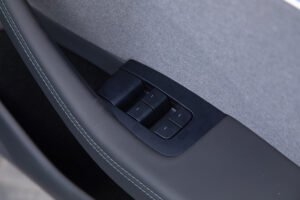 テスラ モデル3 RWD