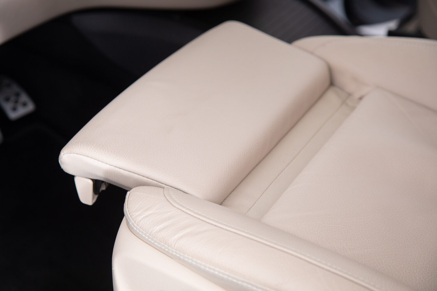 Vクラス BRABUS マルコポーロ D30 4×4 キャンパー