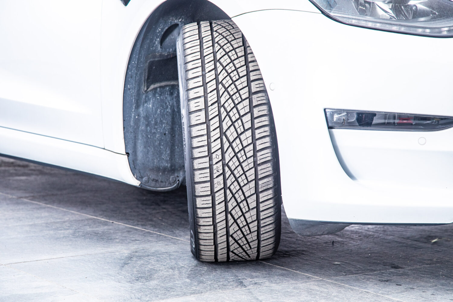 モデル3 ロングレンジ デュアルモーター 4WD