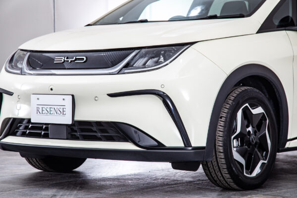 BYDドルフィン