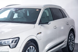 e-tron 55 クワトロ Sライン 4WD