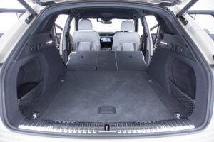 e-tron 55 クワトロ Sライン 4WD