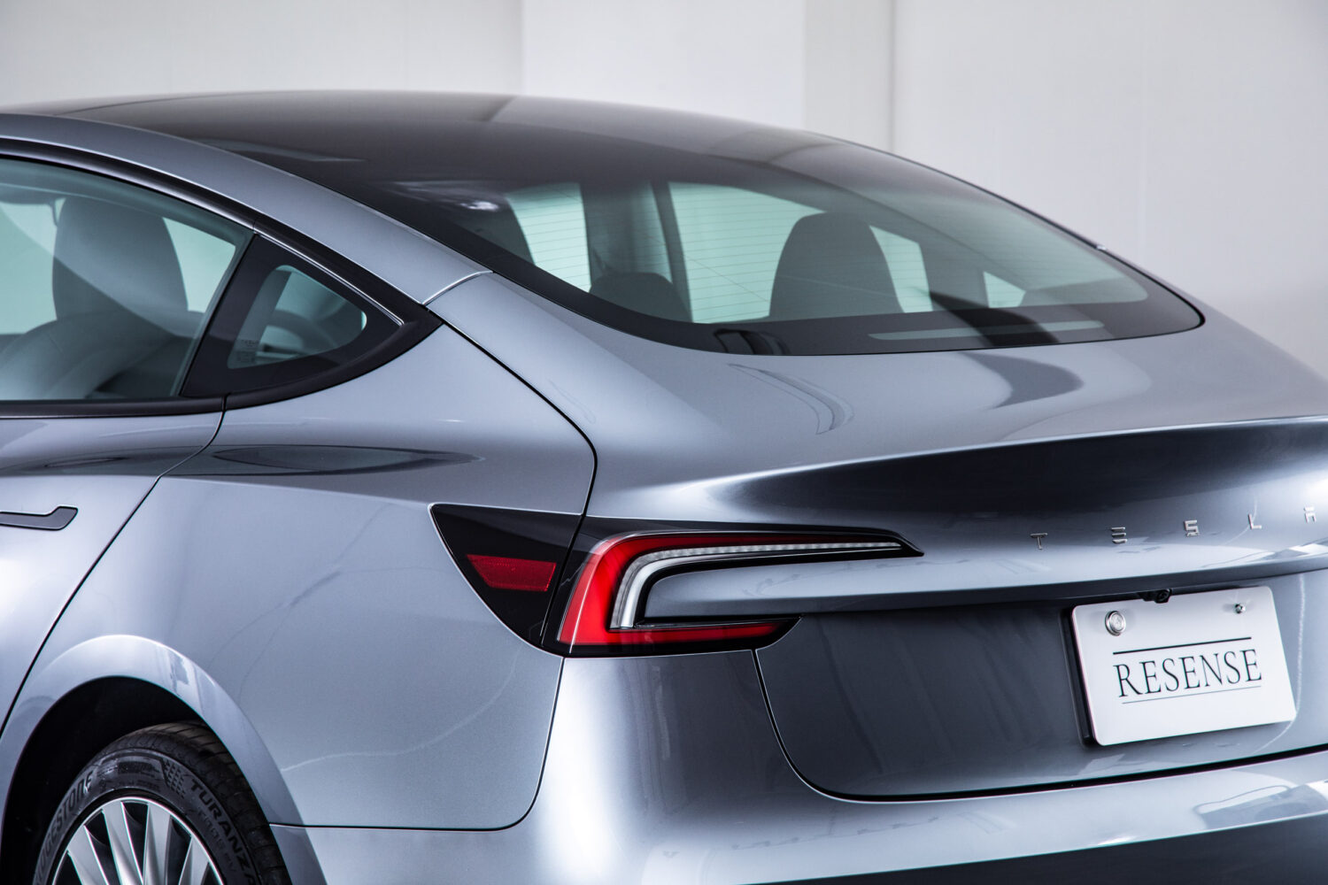 テスラ モデル3 RWD