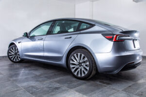 テスラ モデル3 RWD