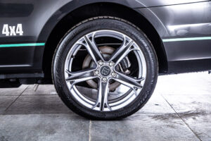 Vクラス BRABUS マルコポーロ D30 4×4 キャンパー