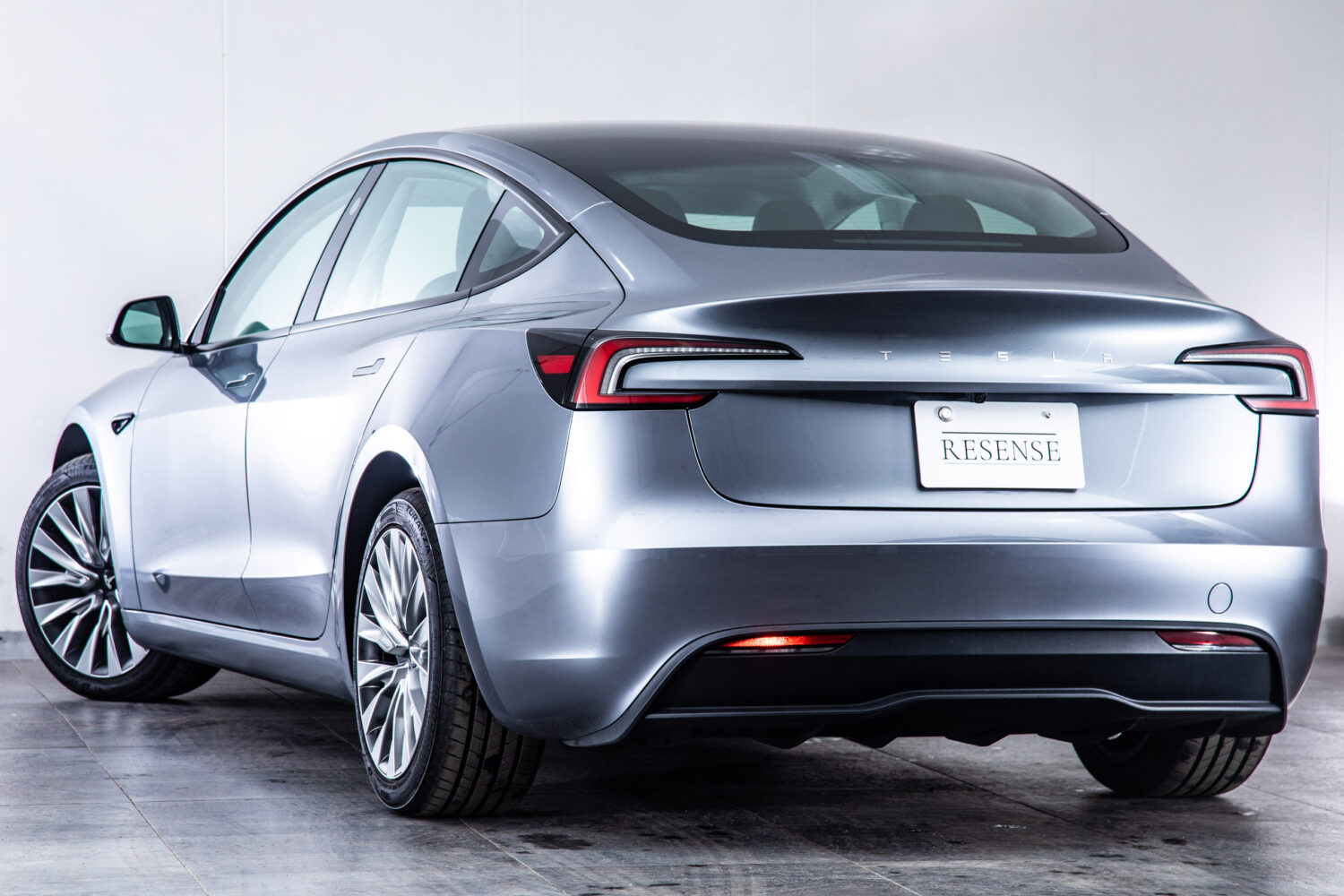 テスラ モデル3 RWD