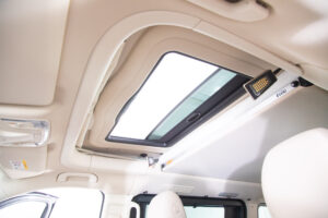 Vクラス BRABUS マルコポーロ D30 4×4 キャンパー