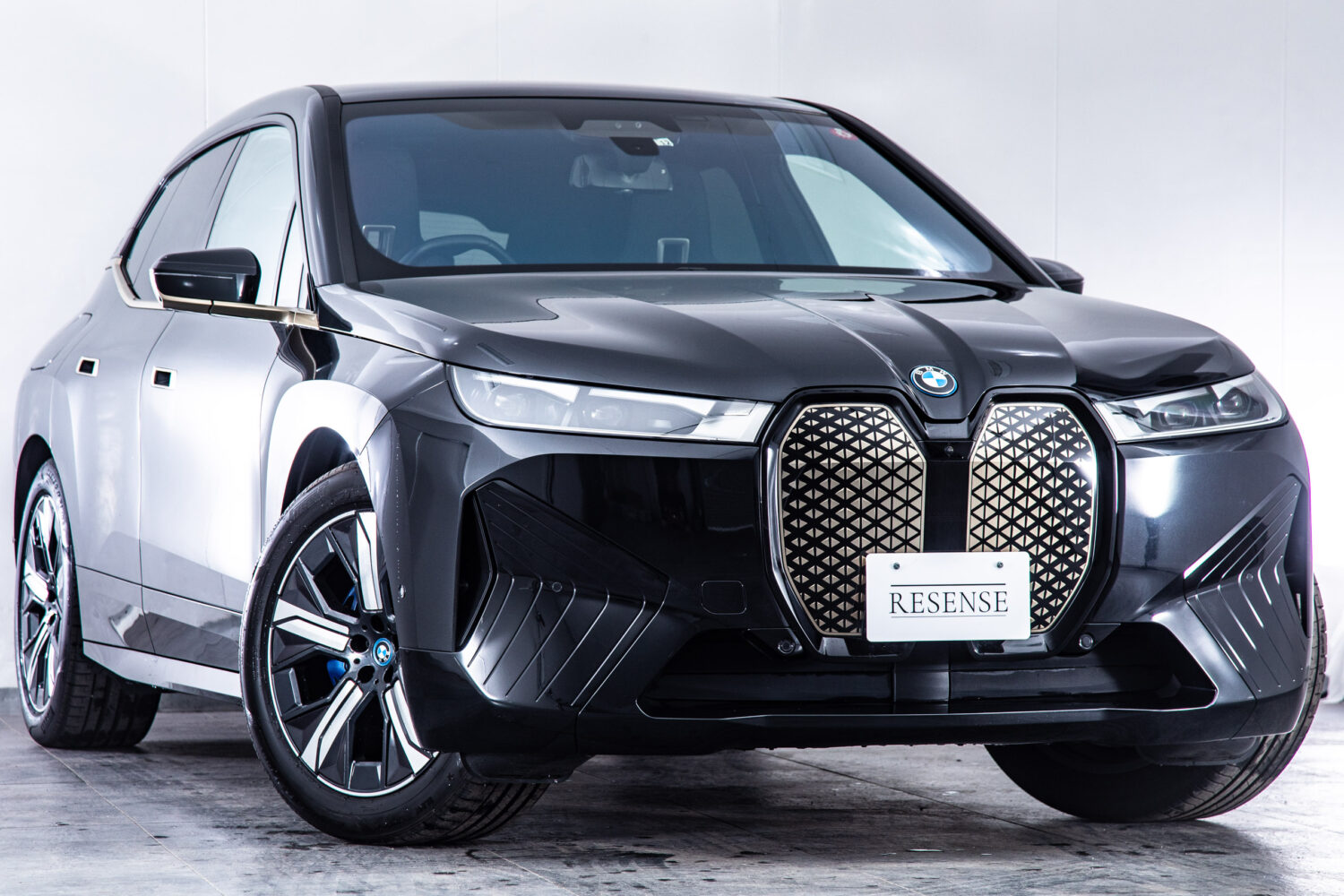 iX Xドライブ 40 4WD