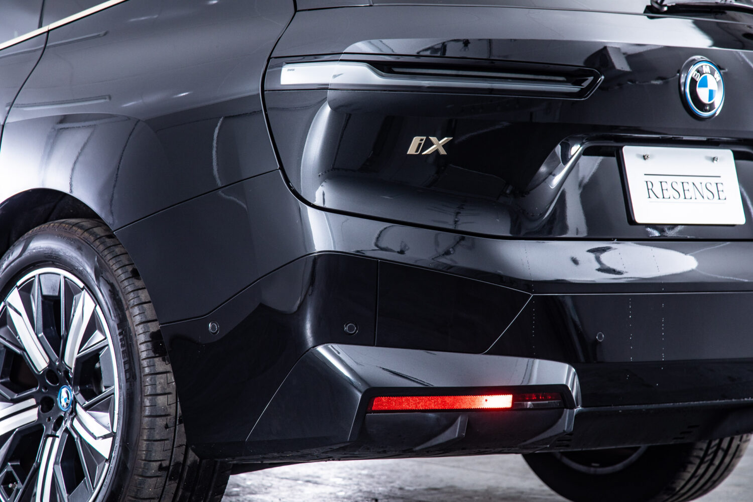 iX Xドライブ 40 4WD