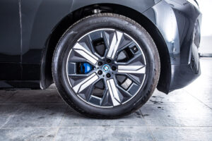 iX Xドライブ 40 4WD