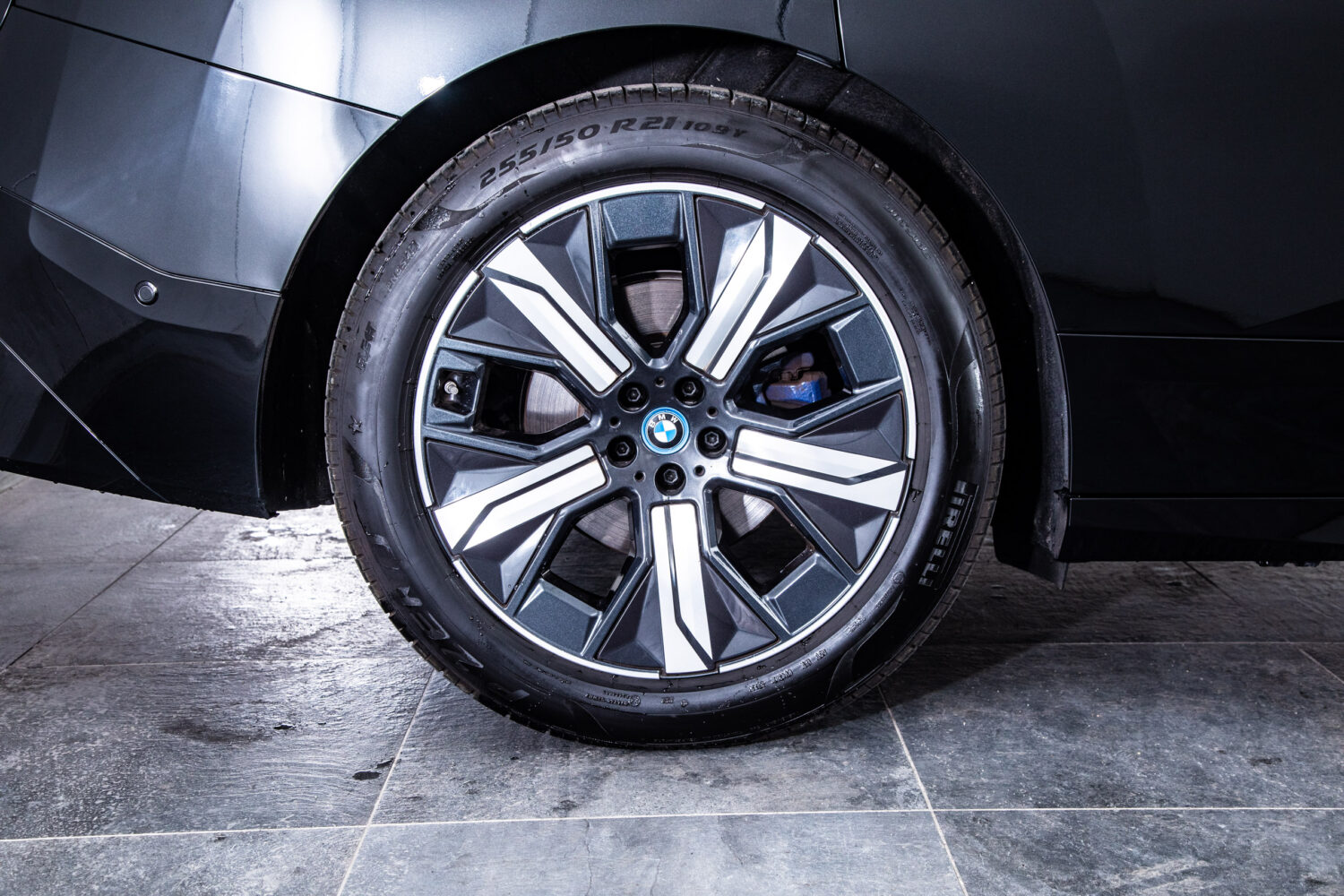 iX Xドライブ 40 4WD