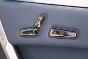 iX Xドライブ 40 4WD