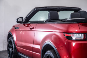 レンジローバーイヴォーク HSE ダイナミック 4WD