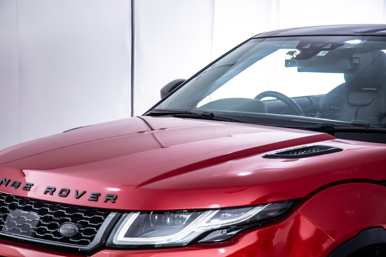 レンジローバーイヴォーク HSE ダイナミック 4WD