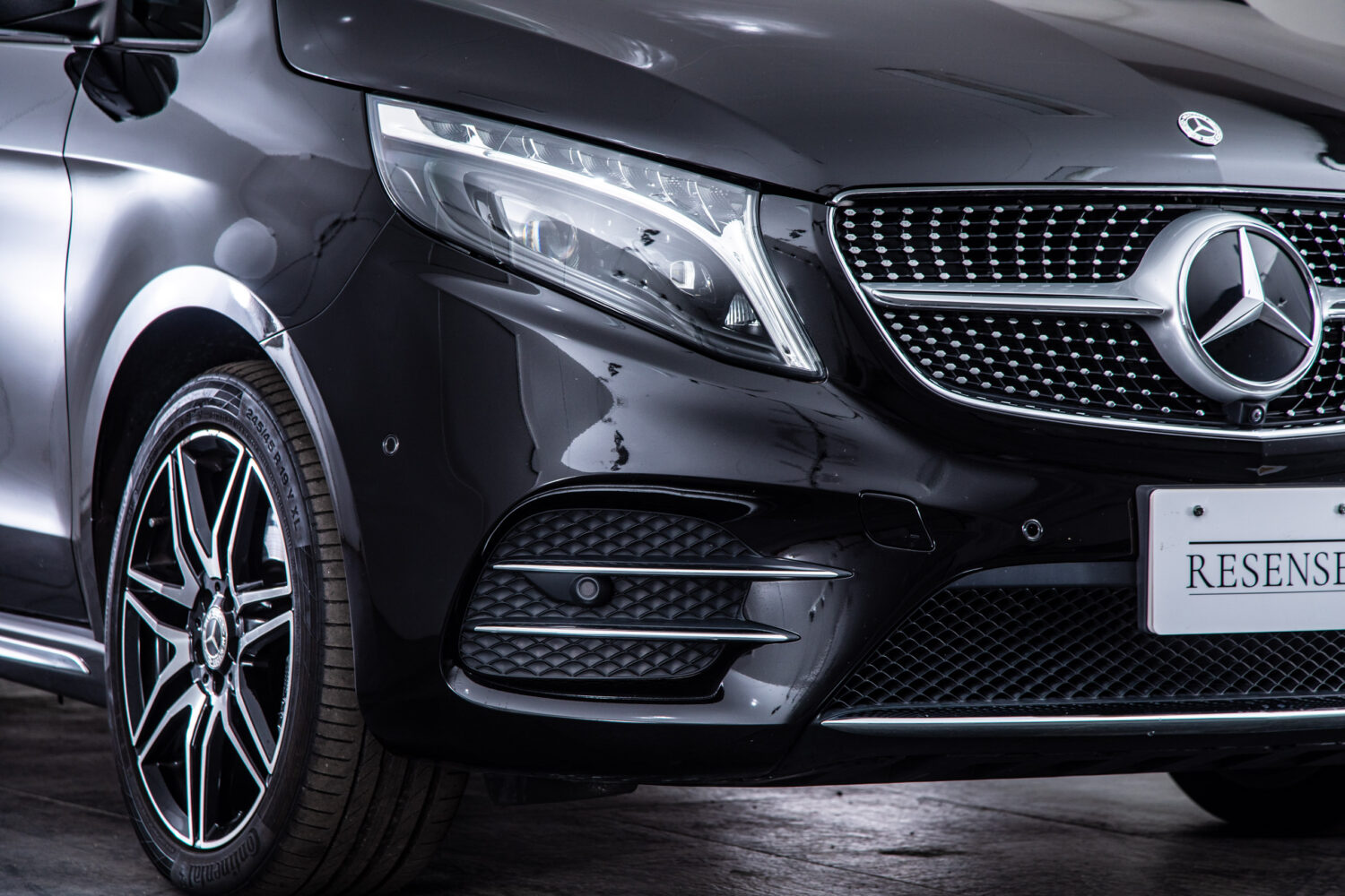 Vクラス V220 d エクスクルーシブ ロング プラチナスイート ディーゼルターボ