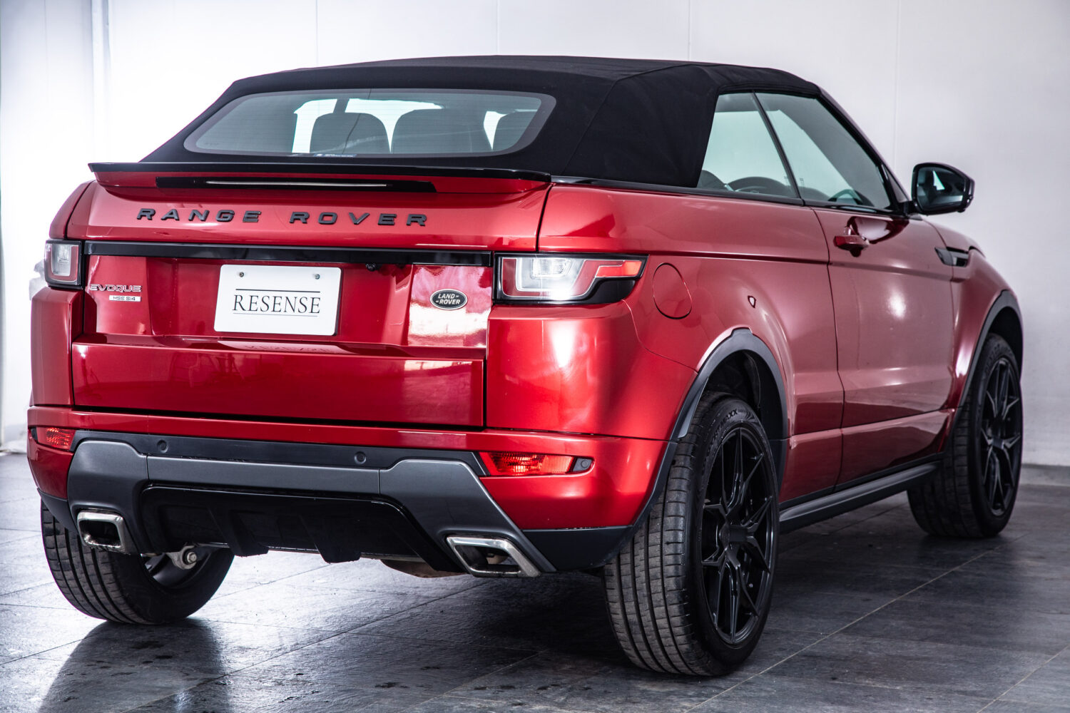 レンジローバーイヴォーク HSE ダイナミック 4WD