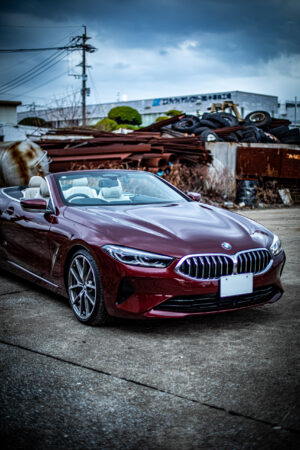BMW・8シリーズカブリオレ（2021）見たことない組み合わせ