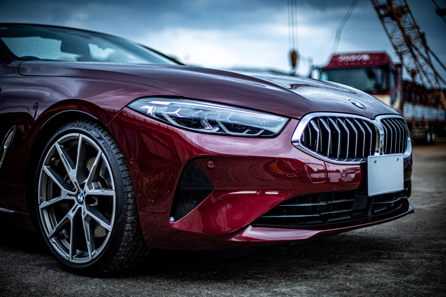 BMW・8シリーズカブリオレ（2021）見たことない組み合わせ