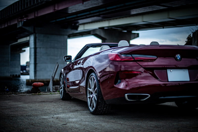 BMW・8シリーズカブリオレ（2021）見たことない組み合わせ