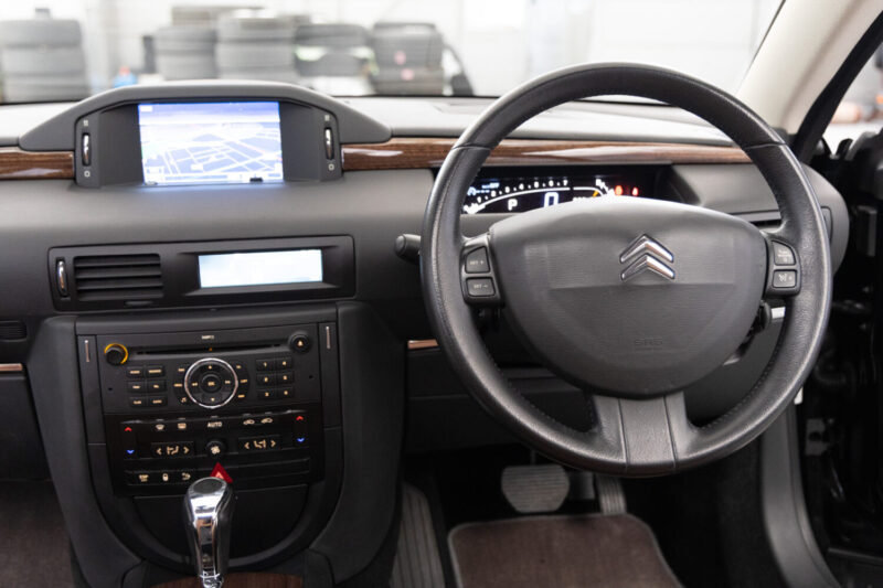 シトロエン・C6エクスクルーシブ（2008）唯一無二の存在