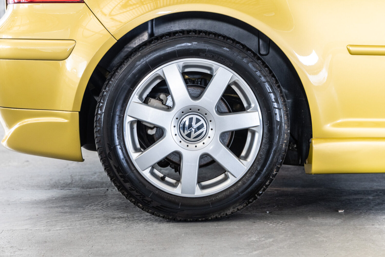 ゴルフ V6 4MOTION 4WD