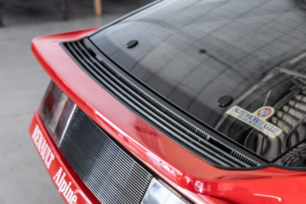 アルピーヌ V6ターボ