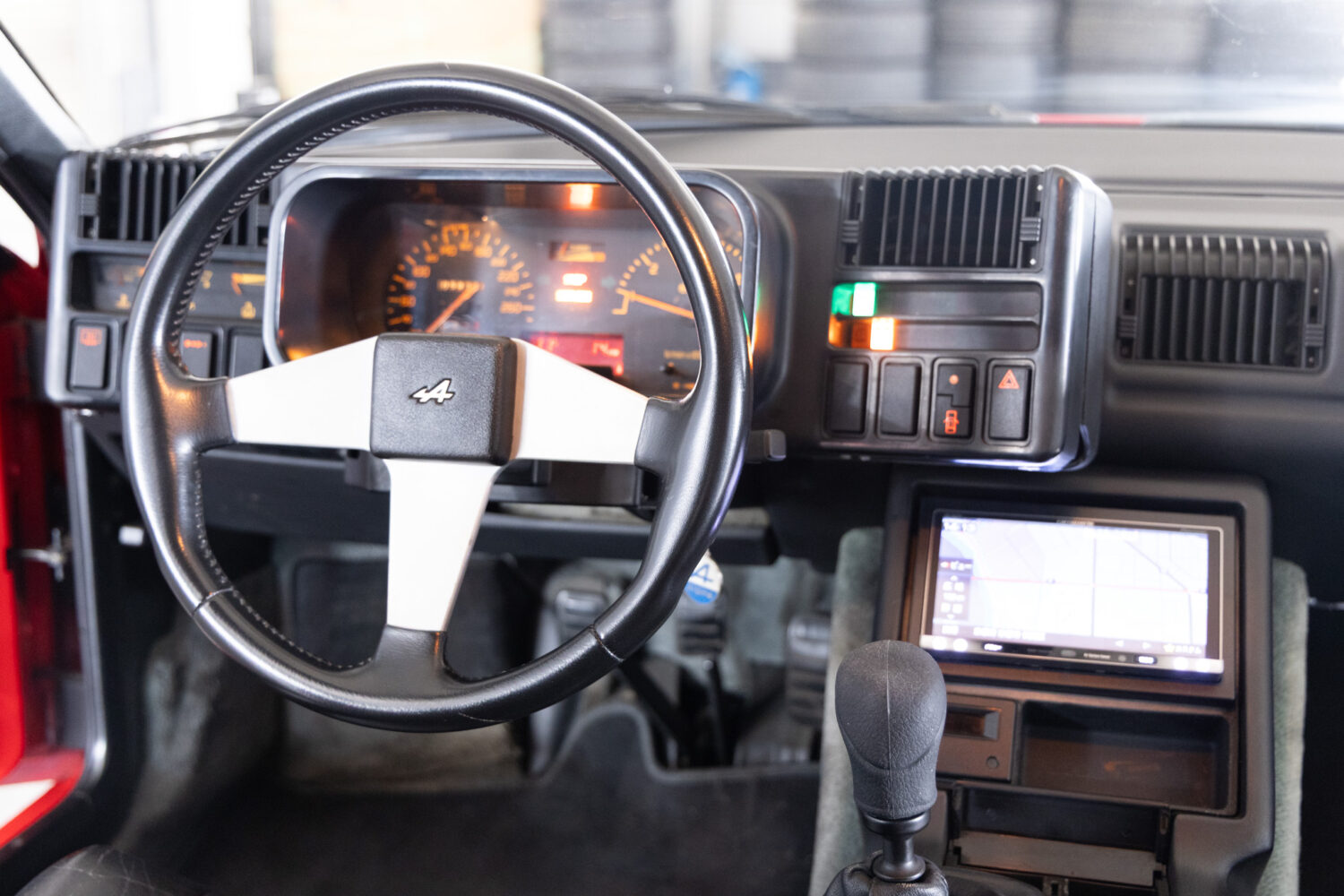 アルピーヌ V6ターボ