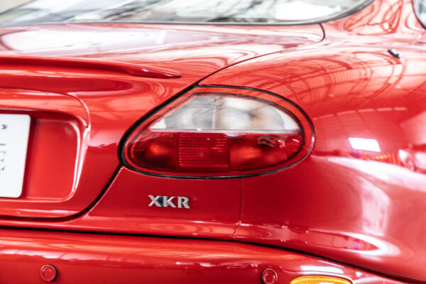 XKRクーペ