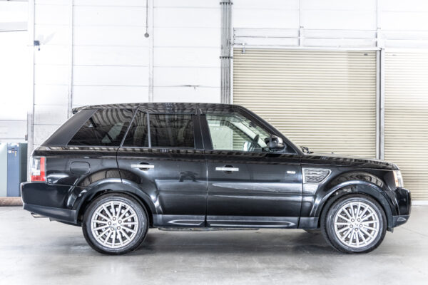 レンジローバースポーツ 5.0 V8