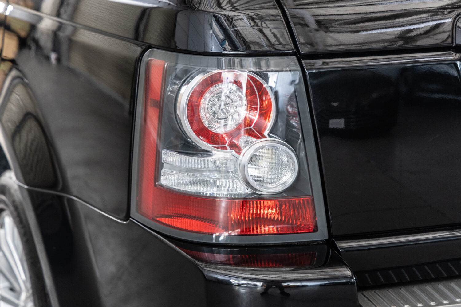 レンジローバースポーツ 5.0 V8