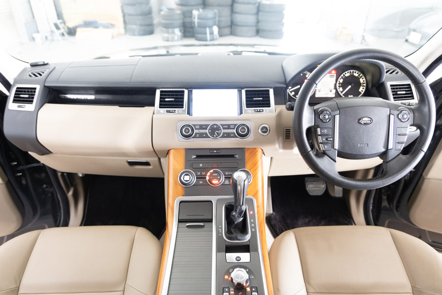 レンジローバースポーツ 5.0 V8