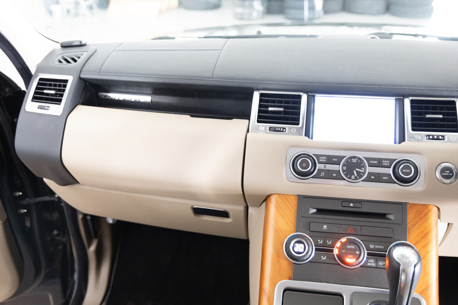 レンジローバースポーツ 5.0 V8