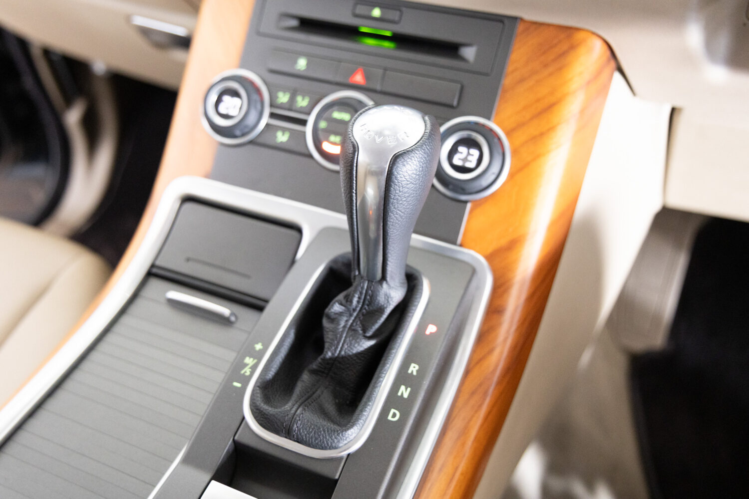 レンジローバースポーツ 5.0 V8