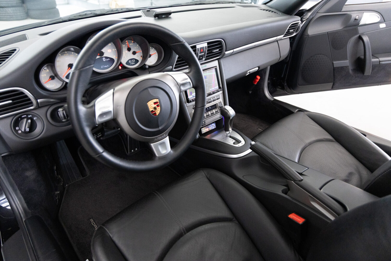 911 カレラS ティプトロニックS 左H