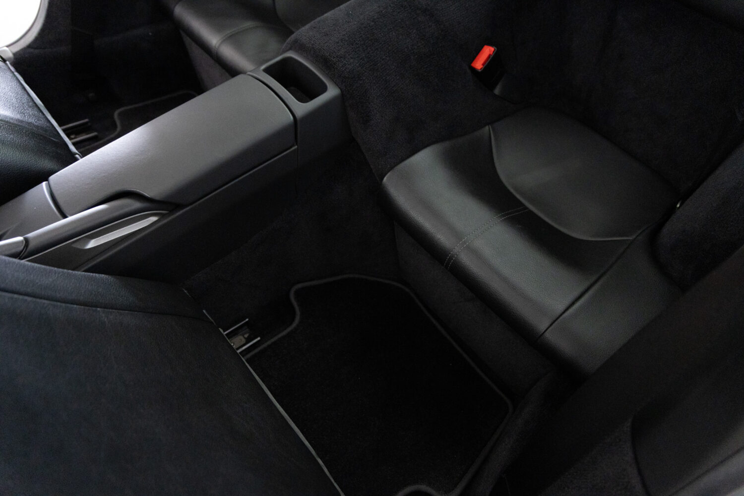 911 カレラS ティプトロニックS 左H