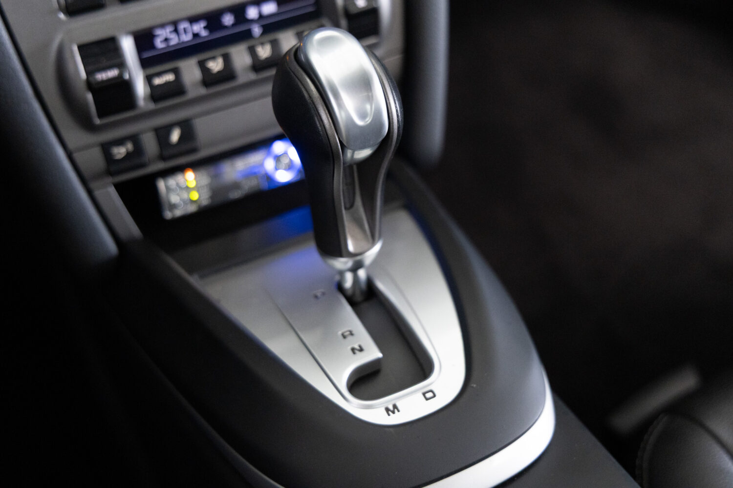 911 カレラS ティプトロニックS 左H