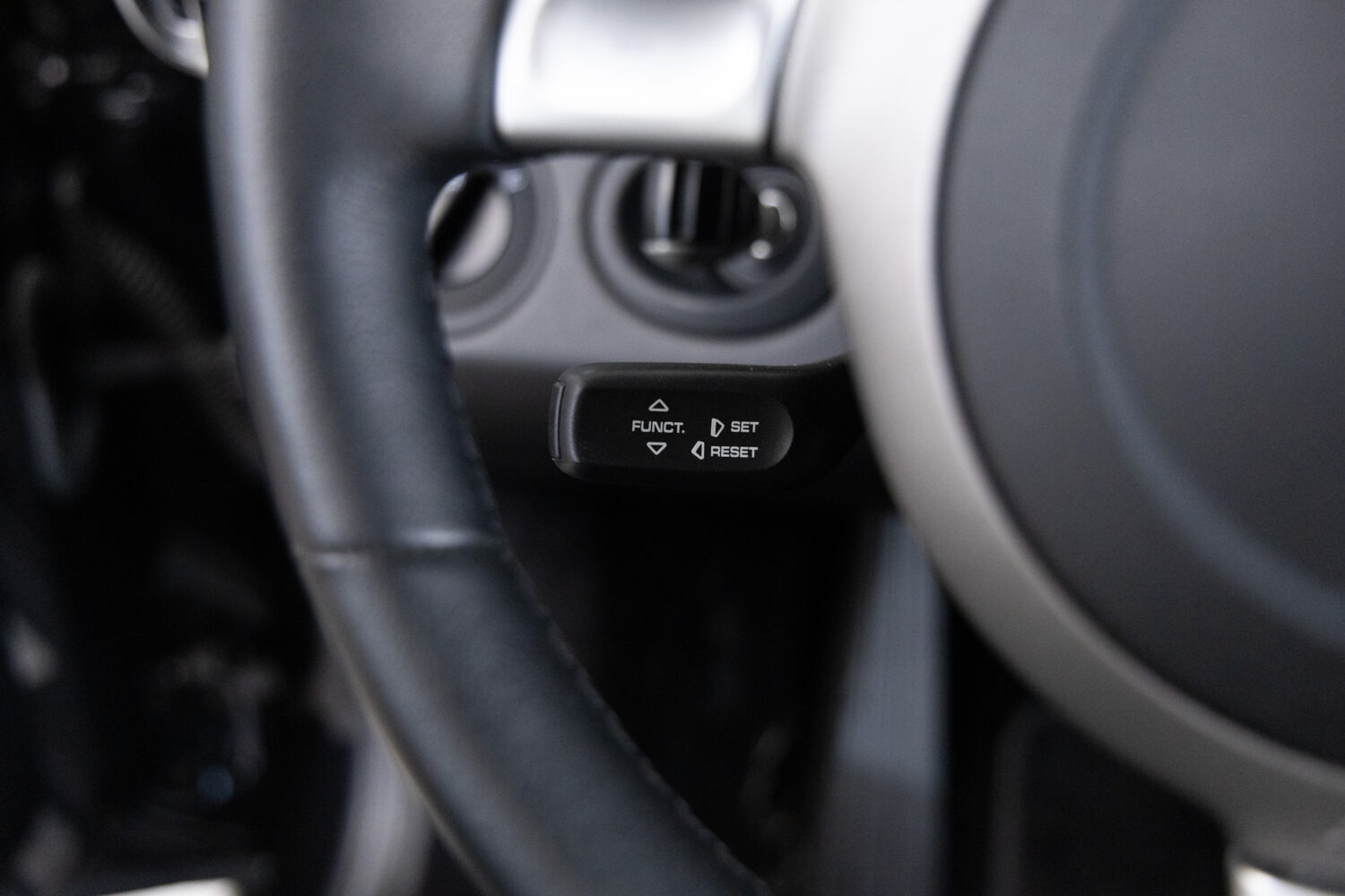 911 カレラS ティプトロニックS 左H