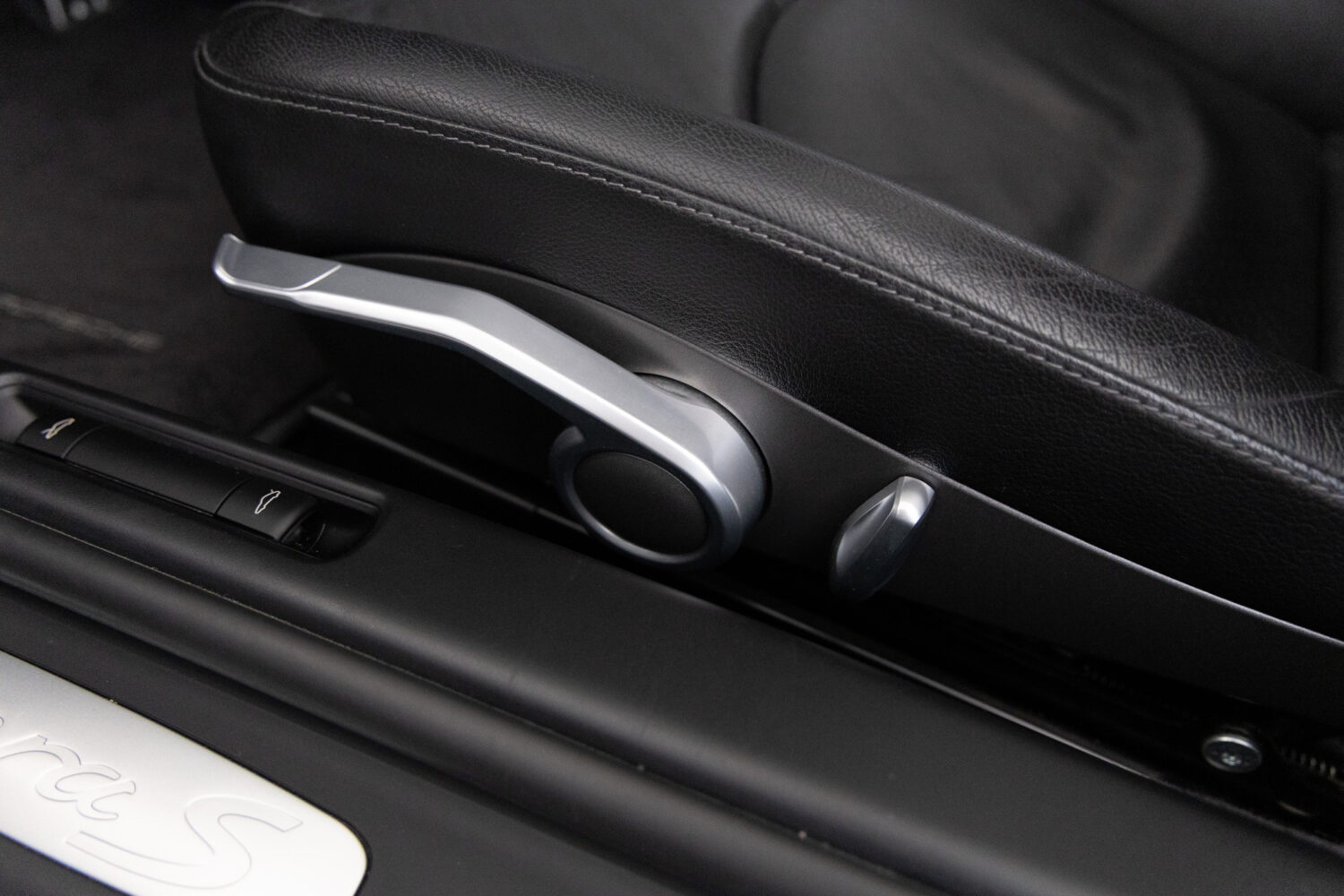 911 カレラS ティプトロニックS 左H