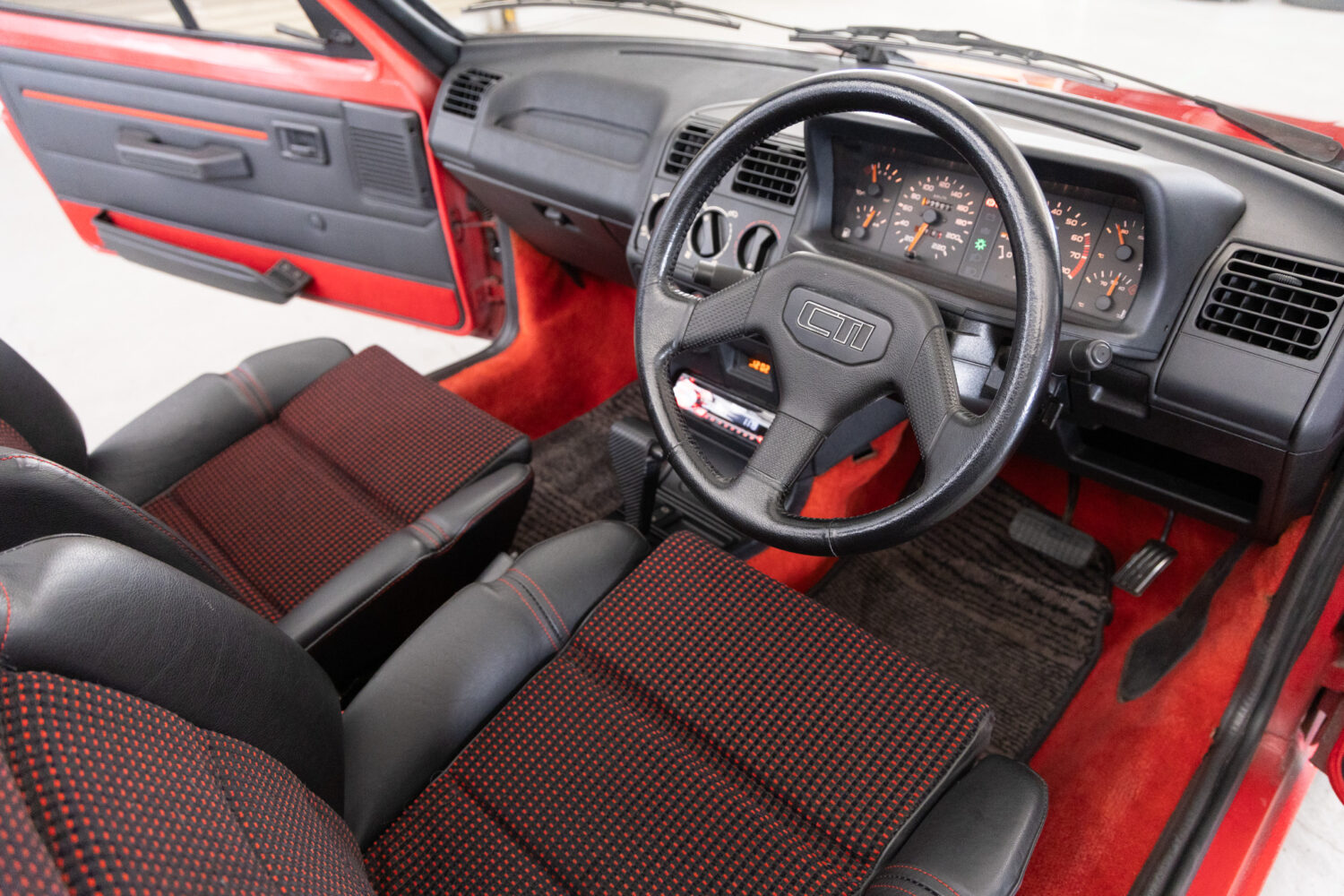 205CTI カブリオレ