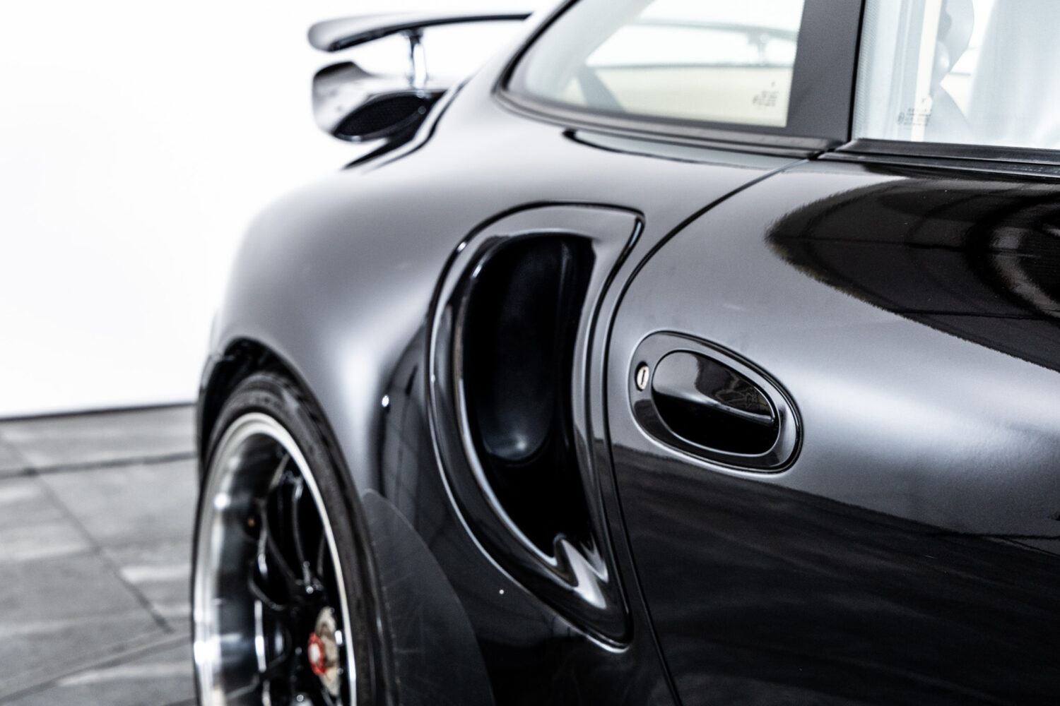 911 ゲンバラGTR550