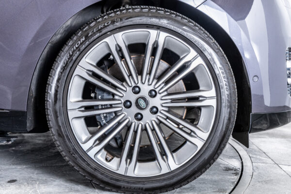 レンジローバー オートバイオグラフィ 4.4L P530 SWB 4WD