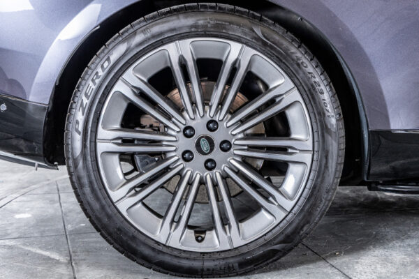 レンジローバー オートバイオグラフィ 4.4L P530 SWB 4WD